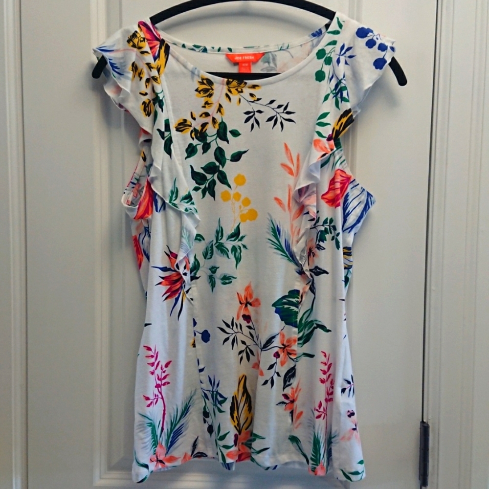 Joe Fresh ruffle top size M